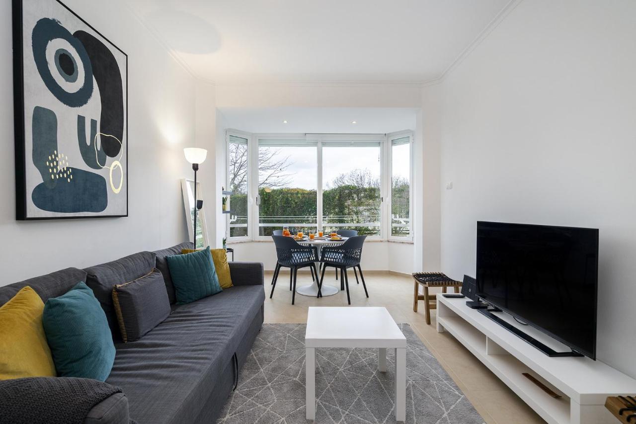 Whome Peaceful Alges Family Home Away From City Noise Lisbon Exterior photo